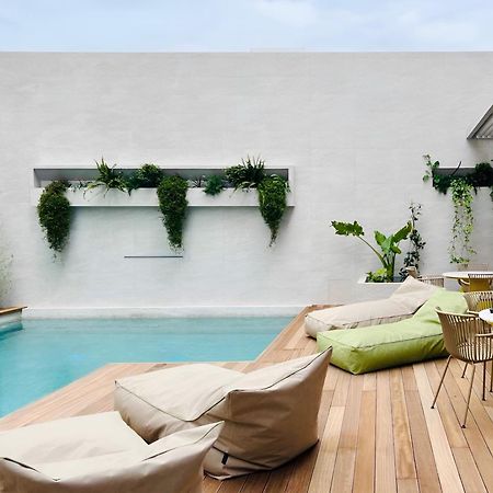 11Suites เอยิโอ ภายนอก รูปภาพ