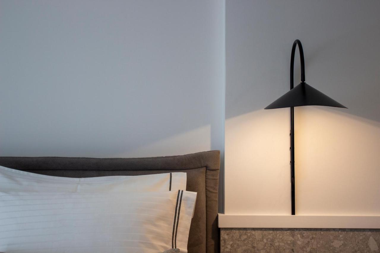 11Suites เอยิโอ ภายนอก รูปภาพ