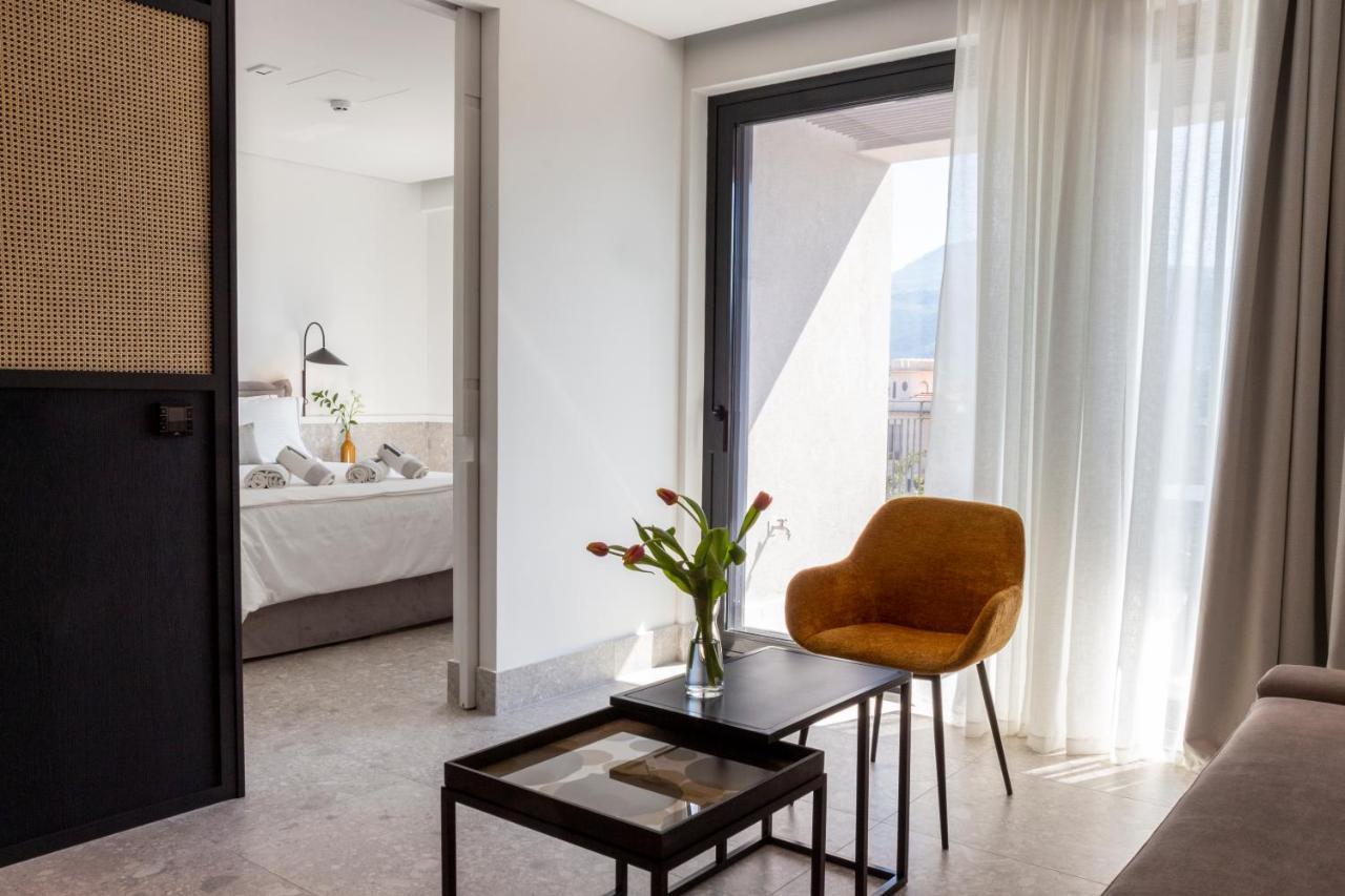 11Suites เอยิโอ ภายนอก รูปภาพ