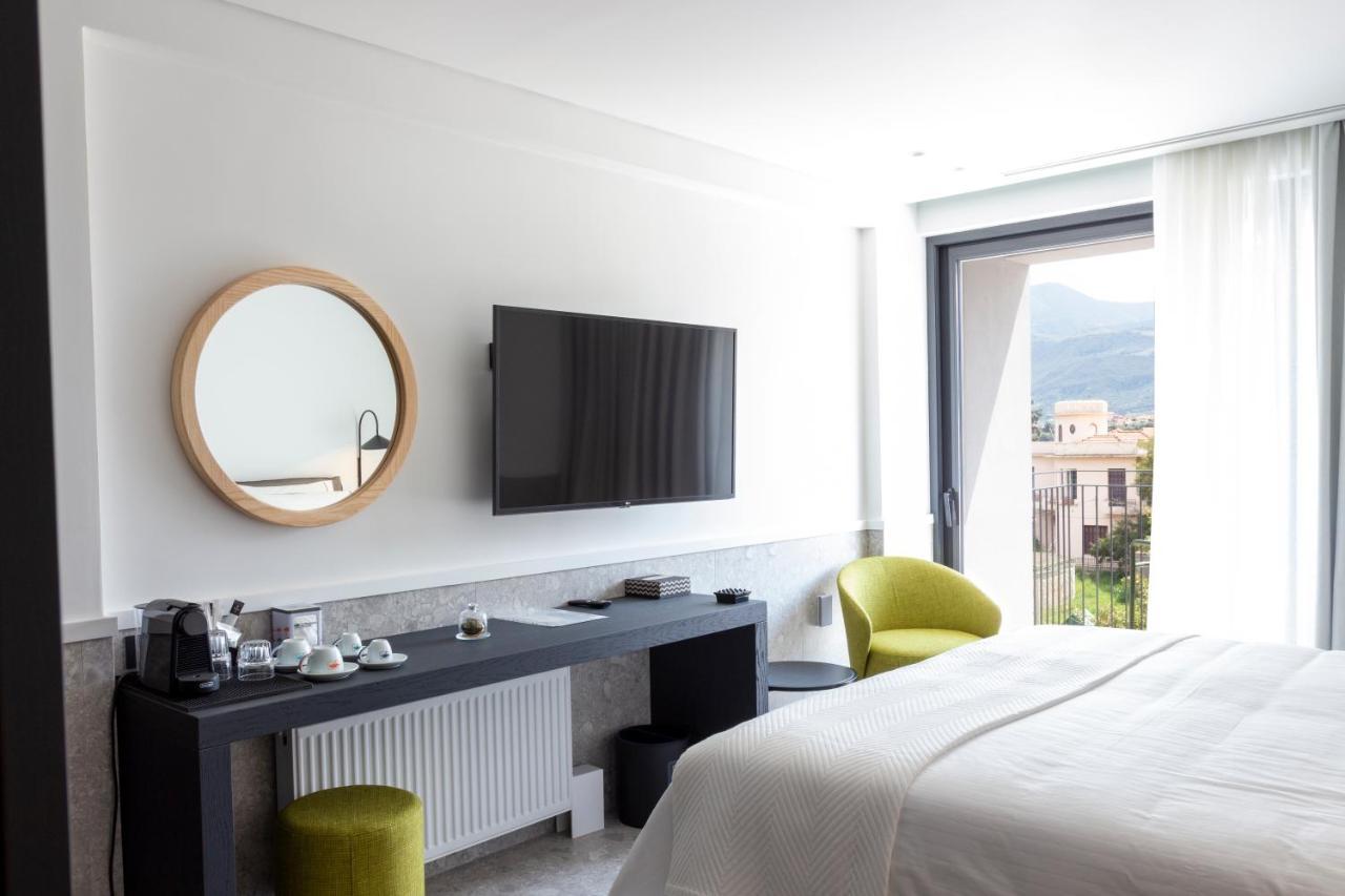 11Suites เอยิโอ ภายนอก รูปภาพ