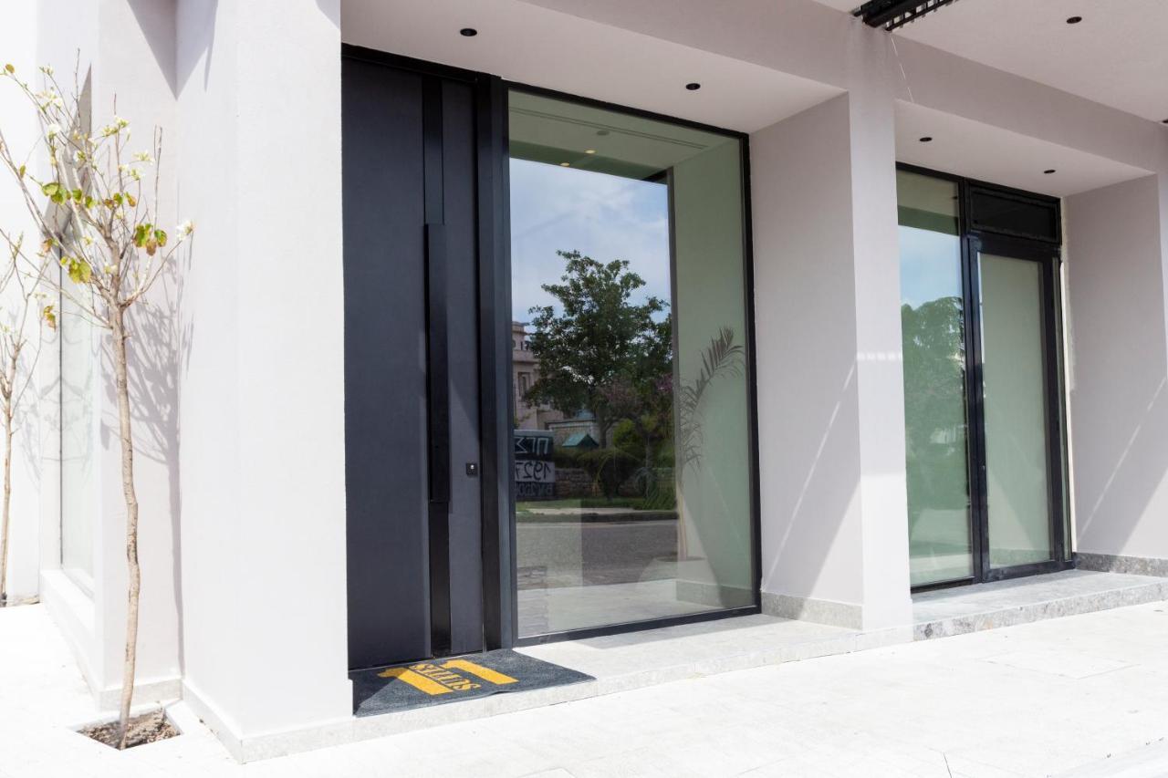 11Suites เอยิโอ ภายนอก รูปภาพ